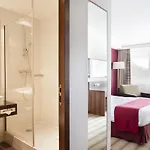 Lille Ouest By Ihg 4* Englos