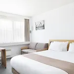 Lille Ouest By Ihg 4*
