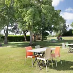 Lille Ouest By Ihg Hotel Englos