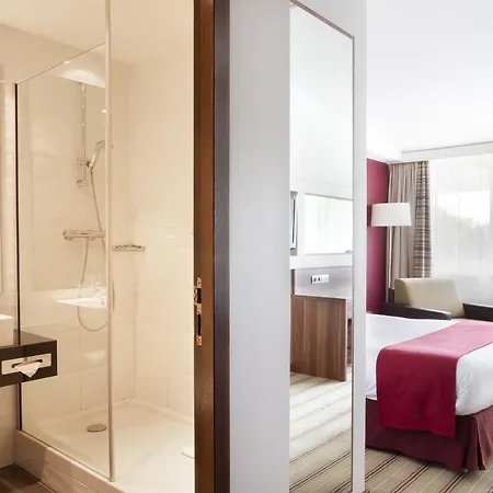 Lille Ouest By Ihg 4* Englos