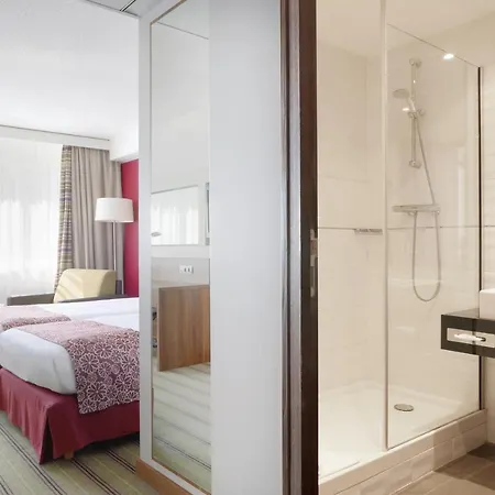 Lille Ouest By Ihg 4*