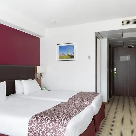 Lille Ouest By Ihg Hotel Englos