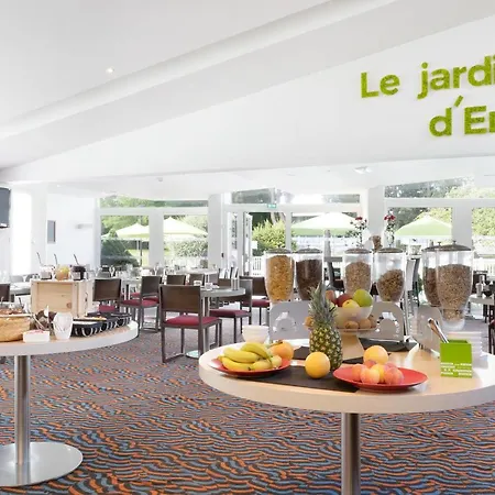 Lille Ouest By Ihg 4* Englos