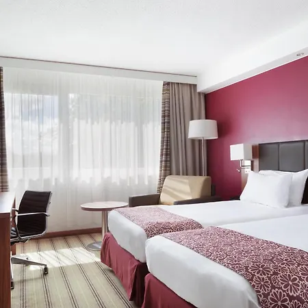 Lille Ouest By Ihg 4*