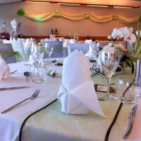 Lille Ouest By Ihg 4*