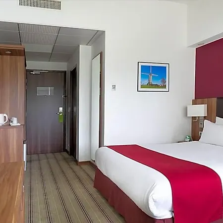 Lille Ouest By Ihg Hotel 4*