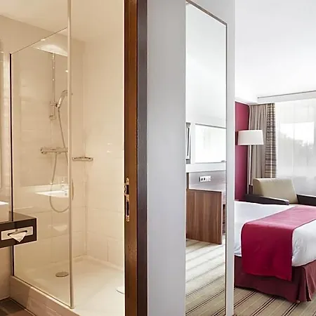 Hotel Lille Ouest By Ihg