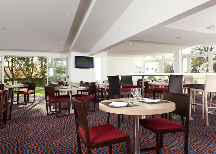 Lille Ouest By Ihg 4*