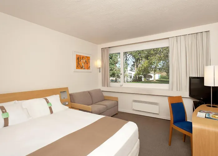 Lille Ouest By Ihg Hotel Englos