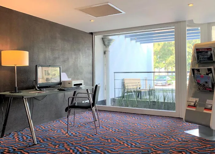 Lille Ouest By Ihg Hotel