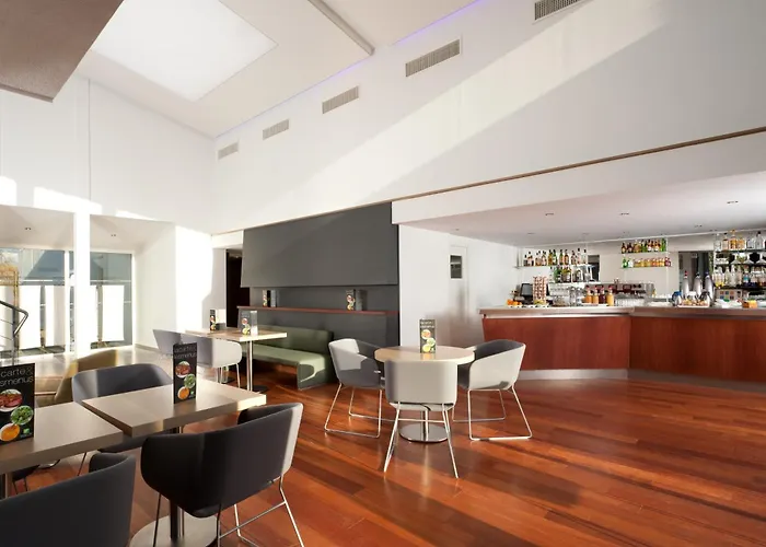 Hotel Lille Ouest By Ihg 4*