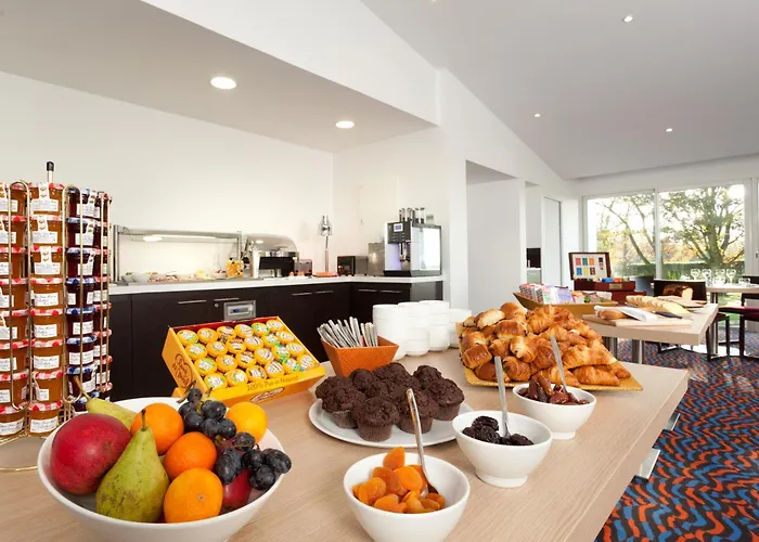 Lille Ouest By Ihg 4* Englos