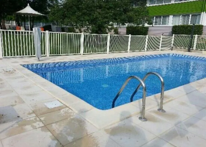 Lille Ouest By Ihg Hotel 4*