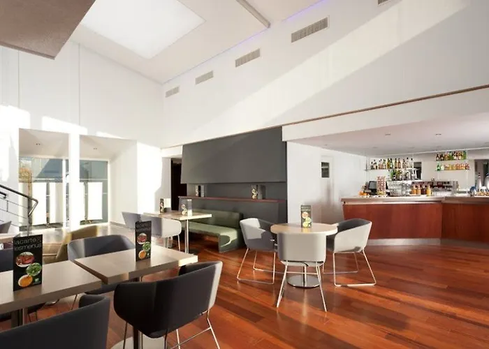 Lille Ouest By Ihg 4*