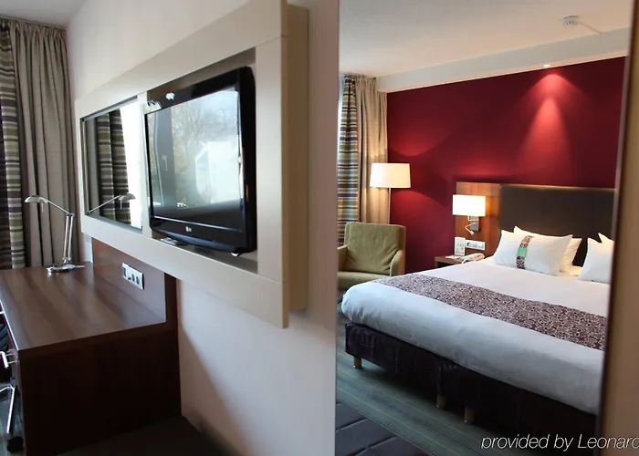 Lille Ouest By Ihg Hotel Englos